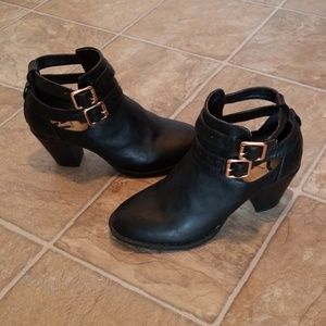 Report' Ankle Boots